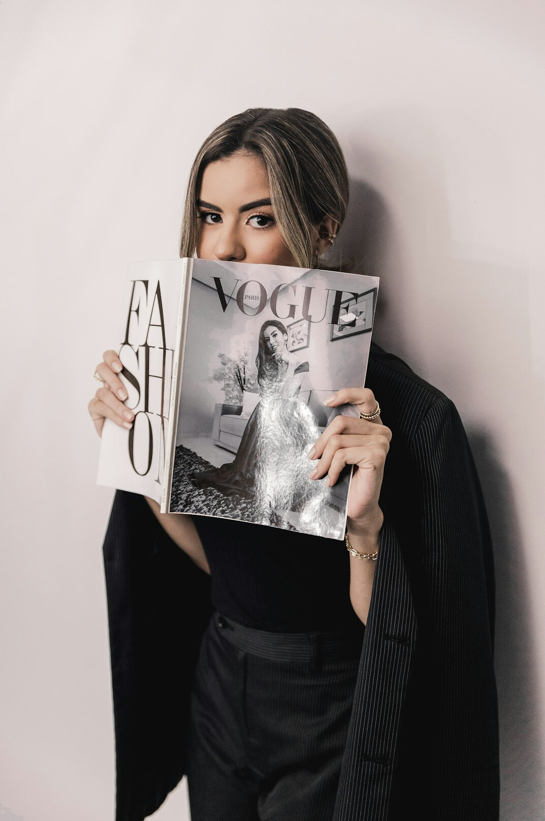 celebrity news on magazine cover